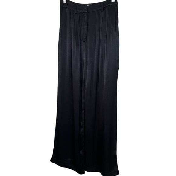 NWT Bardot Lena Pants Pleat Front Satin Black Pin Tuck Wide Leg Woman’s Size XS - Picture 4 of 12